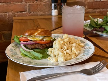 Magpie Cafe & Coffeehouse