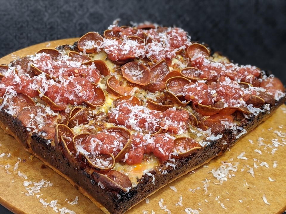 Izzy's Pizza