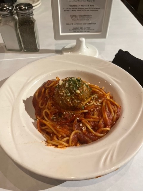 Kids Spaghettini & Meatball