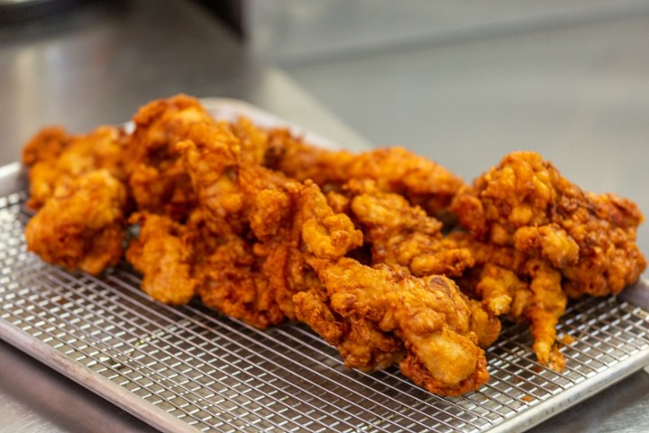 HALF TRAY OF FRIED CHICKEN