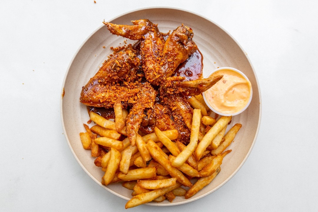 STICKY WINGS  + FRIES