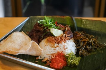 Rendang Republic 3355 North Clark St
