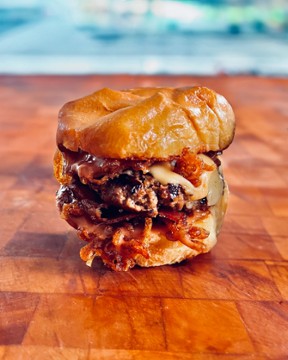 Burt's Burgers 221 Main Street, Suite B, Huntington Beach, Ca 92648
