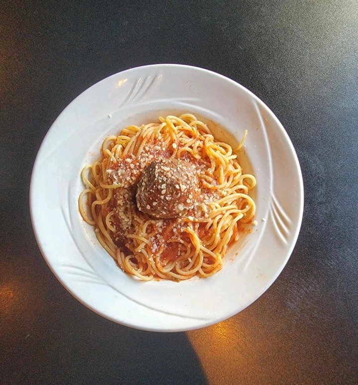 Kid's Spaghettini & Meatball