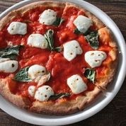Gluten-Free Margherita Pizza