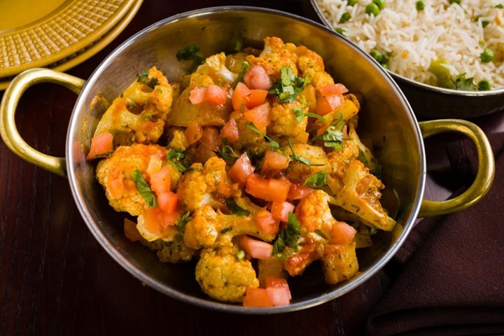 Aloo Gobi Ghar Ki