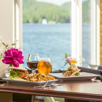 Lake Morey Resort · Lakeside Dining ·