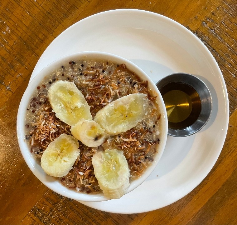 Coconut Vanilla Quinoa Porridge