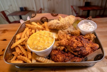BJ Hot Chicken, Goodlettsvile