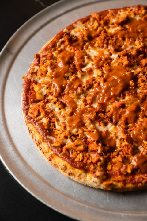 8” Chicken Makhani Pizza