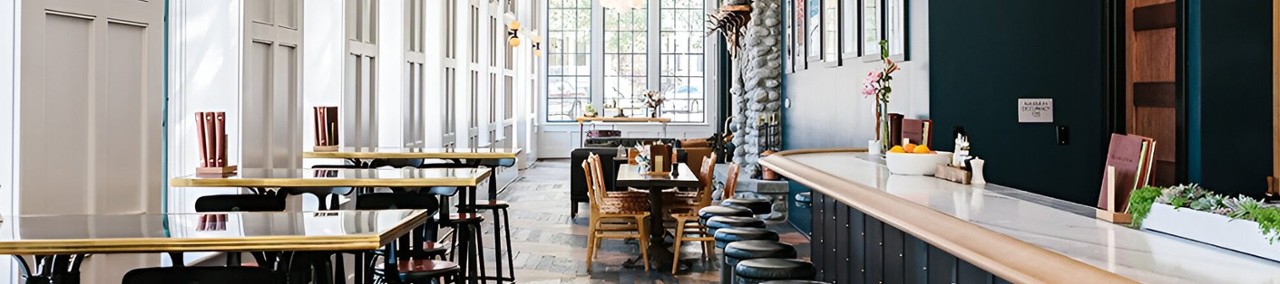 Wesley & Rose Surf Hotel