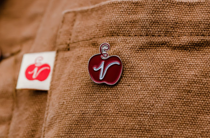 Apple Logo Pin (both sizes)