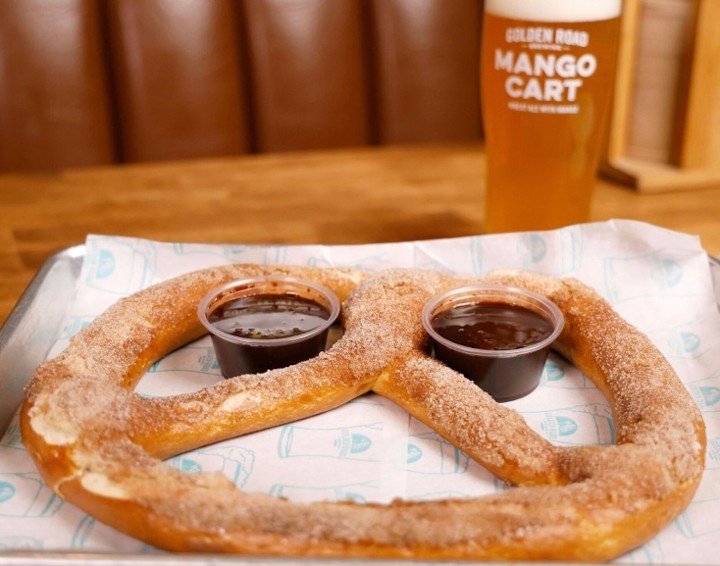 Cinnamon Sugar Pretzel