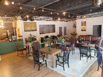 Encounter Café 660 W Broad St