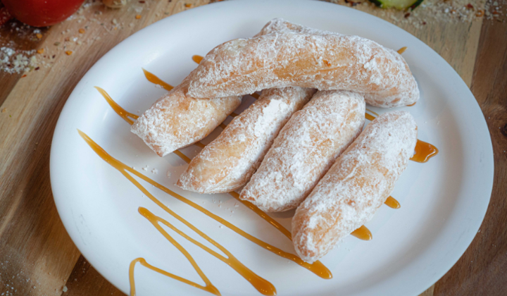 Zeppolis (6)