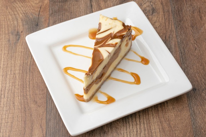 DULCE DE LECHE CHEESECAKE