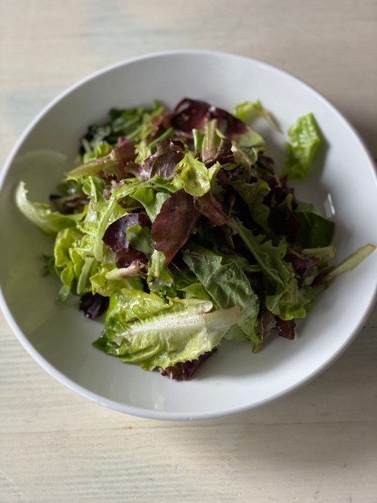 SIMPLE TABLE SALAD