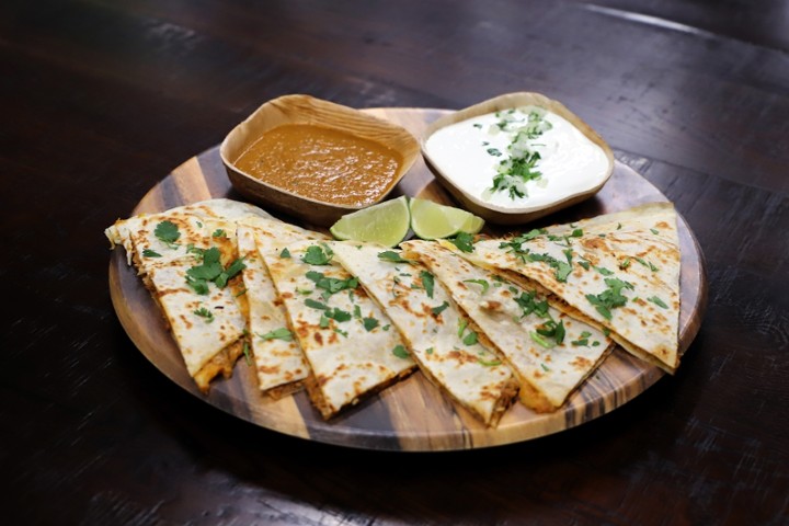 Pollo Quesadilla