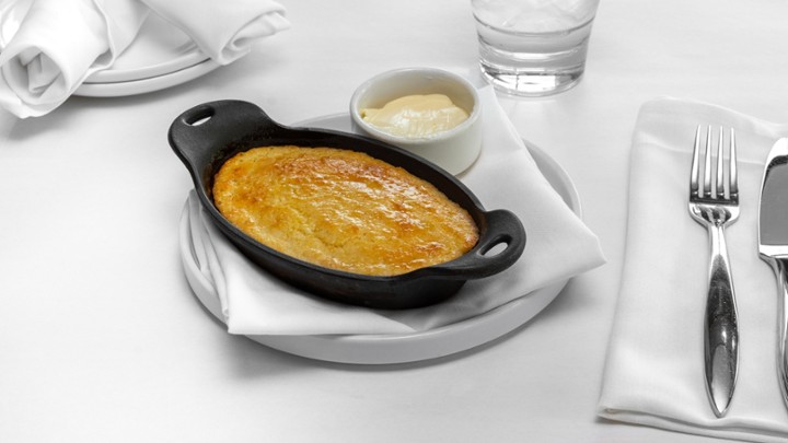 HOLIDAY BACON FAT CORNBREAD