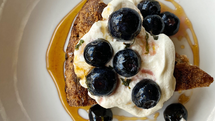 BLUEBERRY BUCKLE