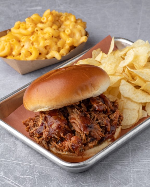 Pulled Chicken Sandwich Combo