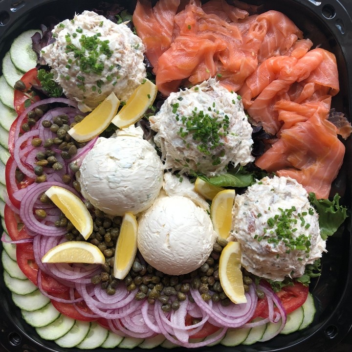 Smoked Fish Platter (comes with 6 fresh-frozen bagels)