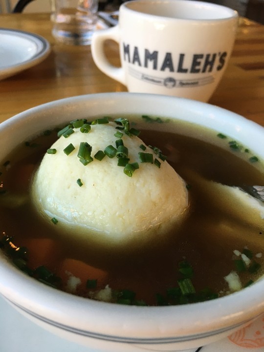 Cup Matzah Ball Soup (hot)