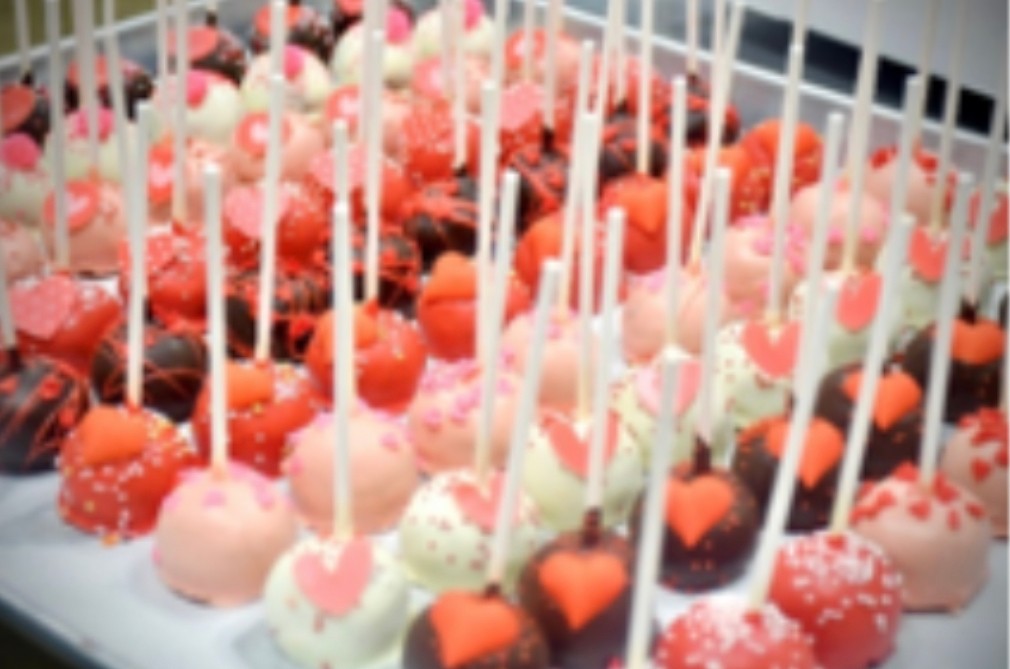 MOTHER'S DAY CAKE POP