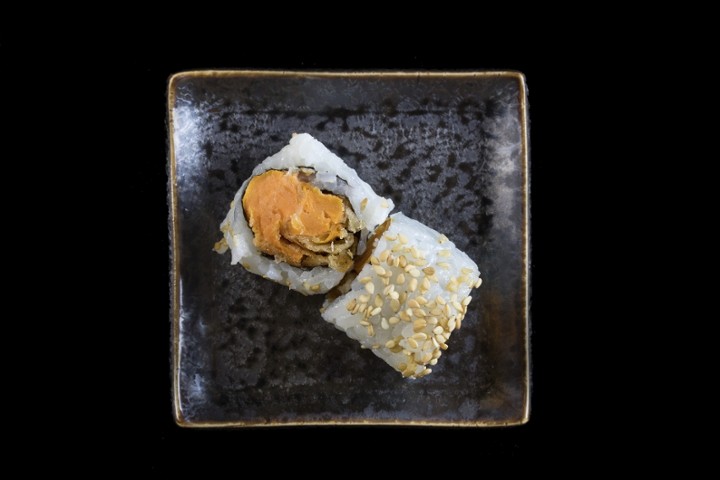 SWEET POTATO TEMPURA ROLL