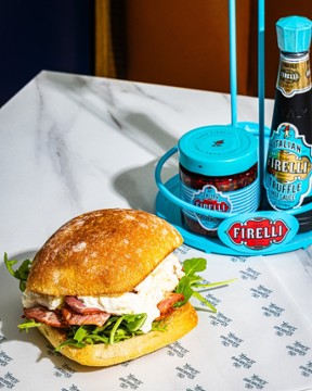 Claude's Italian