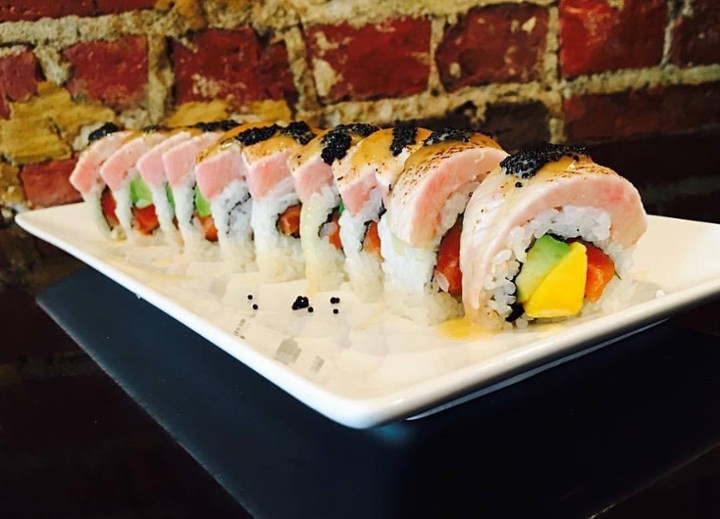 Yellowtail Toro Roll