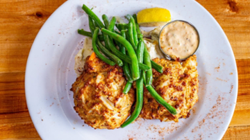 Fenwick Pub 305 Coastal Highway