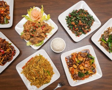 HUNAN TASTE
8088 Rolling Rd