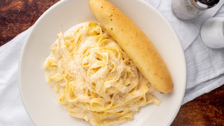 Fettuccine Alfredo