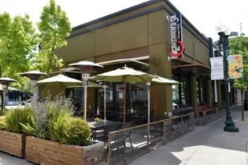 Zachary's Chicago Pizza
