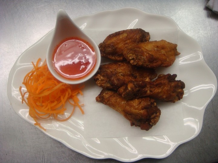 A10. Thai Chicken Wings