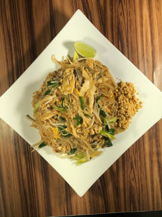 N1. PORK Pad Thai Noodle - Lunch