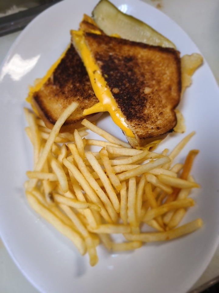 Kids Grilled Cheese With Fries