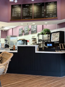 Maraneros “Extraordinary juices”. 4613 S University Dr