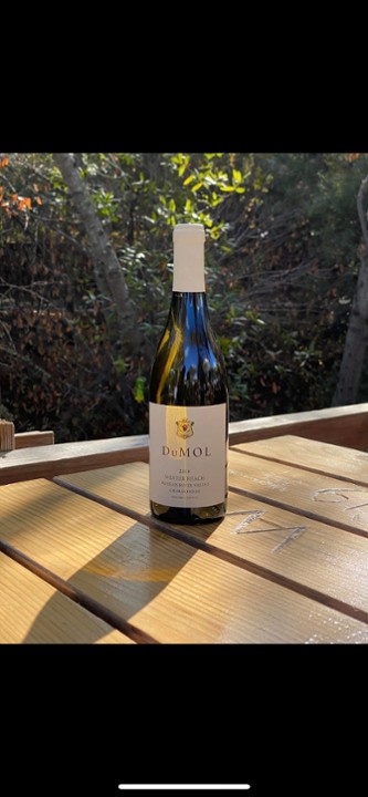 Dumol Chardonnay