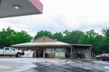 Y Road General Store Pizza & Deli
