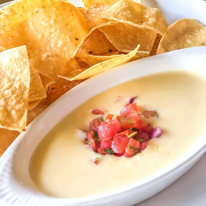 Chips & Queso