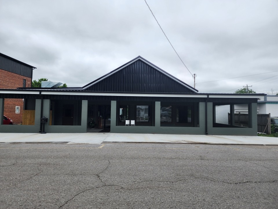 Randolph's 1320 208 East Main Street