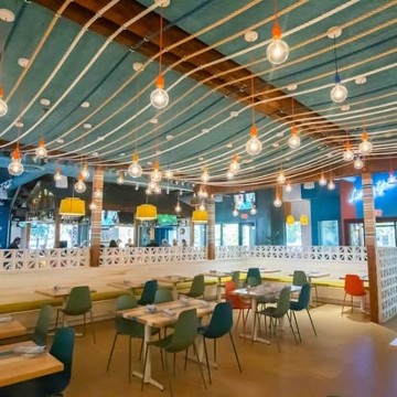 Nala's Beach Bar & Grill