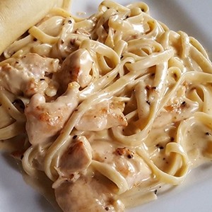 Chicken Broccoli Fettuccine Alfredo