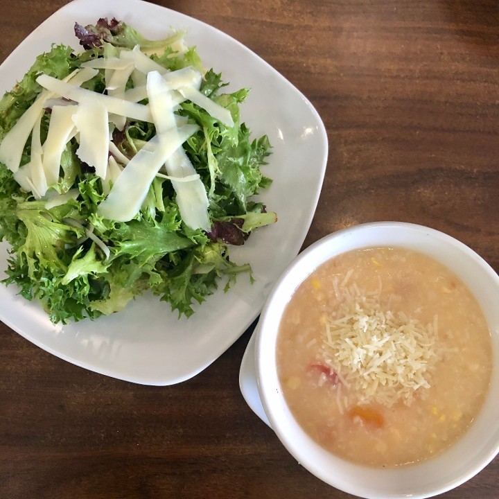 Bowl of Soup & Large Green Salad
