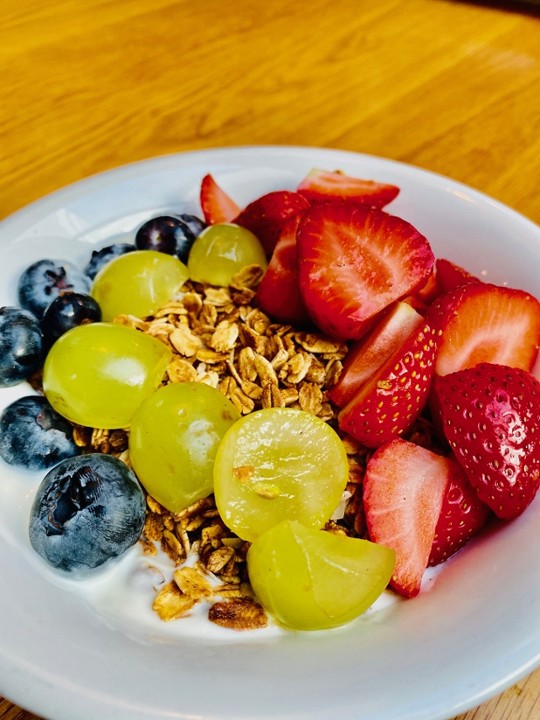 Yogurt & Granola