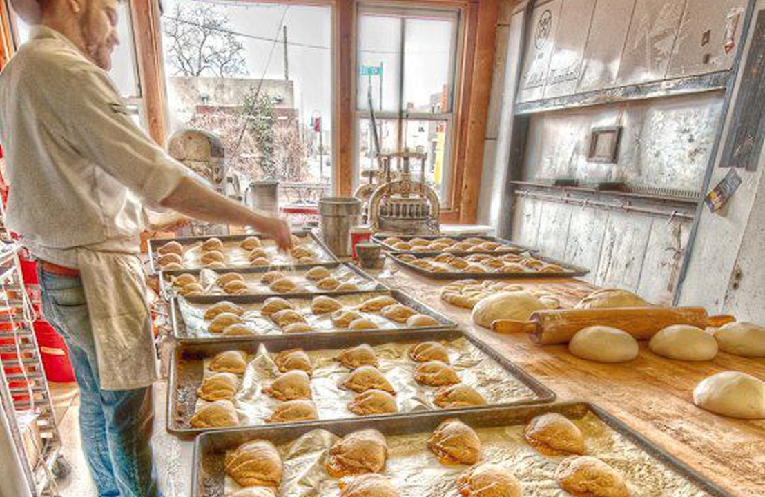 Golden Crown Panaderia 1103 Mountain RD NW