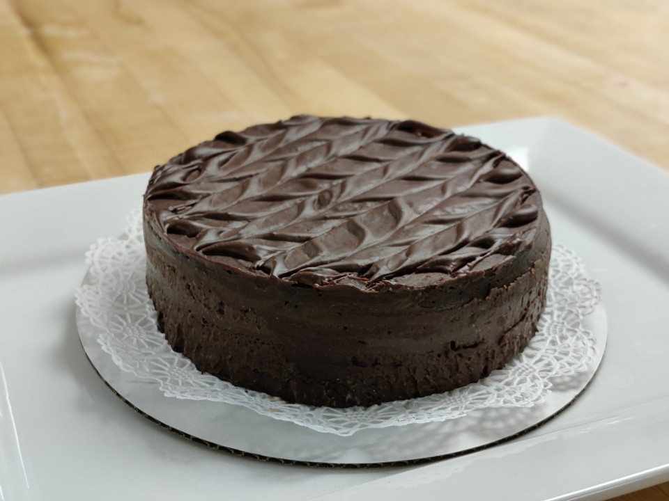 Cake: (GF) Flourless Chocolate With Raspberry Ganache (6" Whole)
