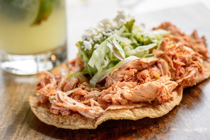 Tostada de Tinga